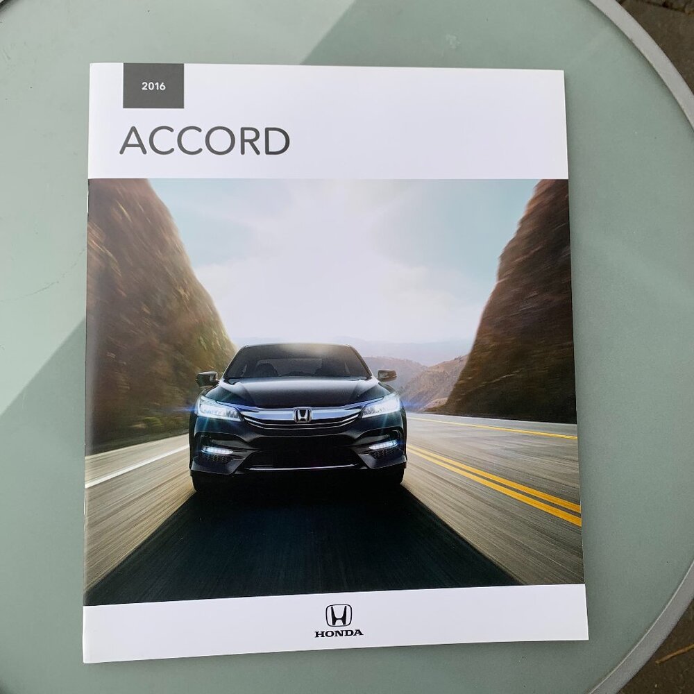 Honda Accord Showroom Pamphlets Bundle - Picture 8 of 11